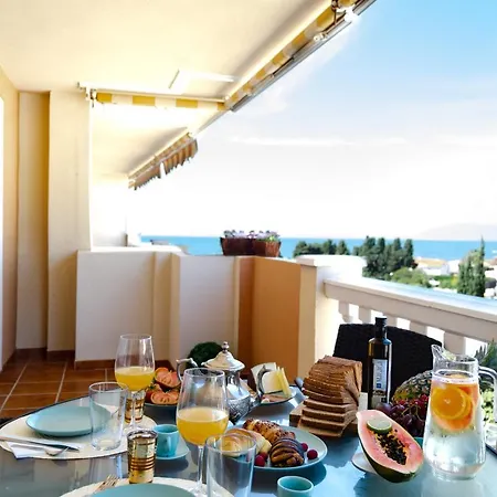 Apartment Wintowinrentals Pool, Sunny Side & Free Parking. Torre de Benagalbon